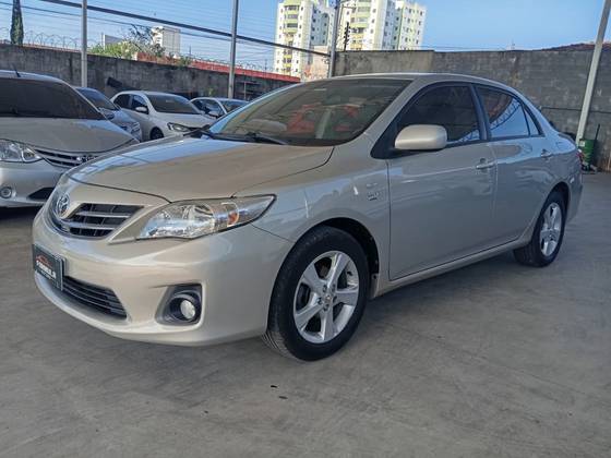 TOYOTA COROLLA 1.8 GLI 16V FLEX 4P AUTOMÁTICO TOYOTA COROLLA 1.8 GLI 16V FLEX 4P AUTOMÁTICO